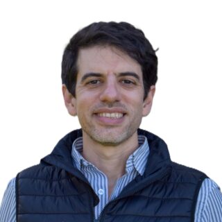 https://az-group.com.ar/wp-content/uploads/2025/05/Diego-Ponti-1-3-scaled-e1747321905961-320x320.jpg