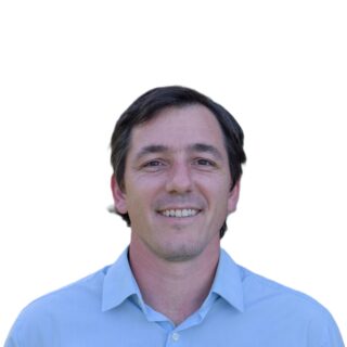 https://az-group.com.ar/wp-content/uploads/2025/05/Matias-Amorosi-1-1-1-320x320.jpg
