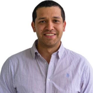 https://az-group.com.ar/wp-content/uploads/2025/05/SANTI-RENIS-scaled-e1747321577858-320x320.jpg
